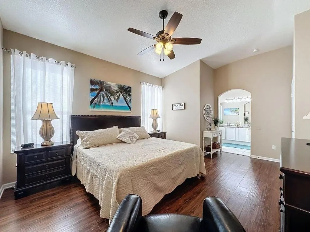 Villa 4 Bed In Windsor Palms - Steps To
