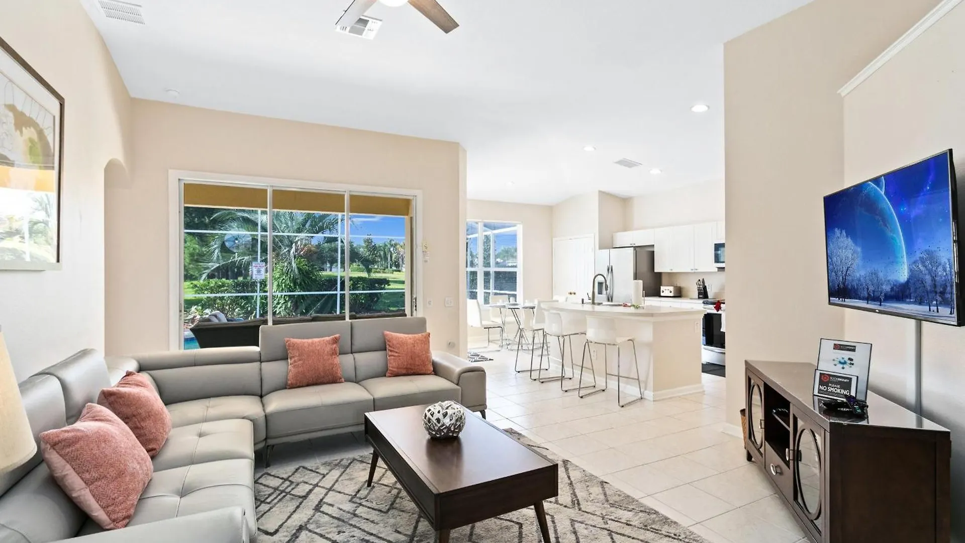 Last Minute Getaway Private Pool Hot Tub Games Room. Book Now 64097