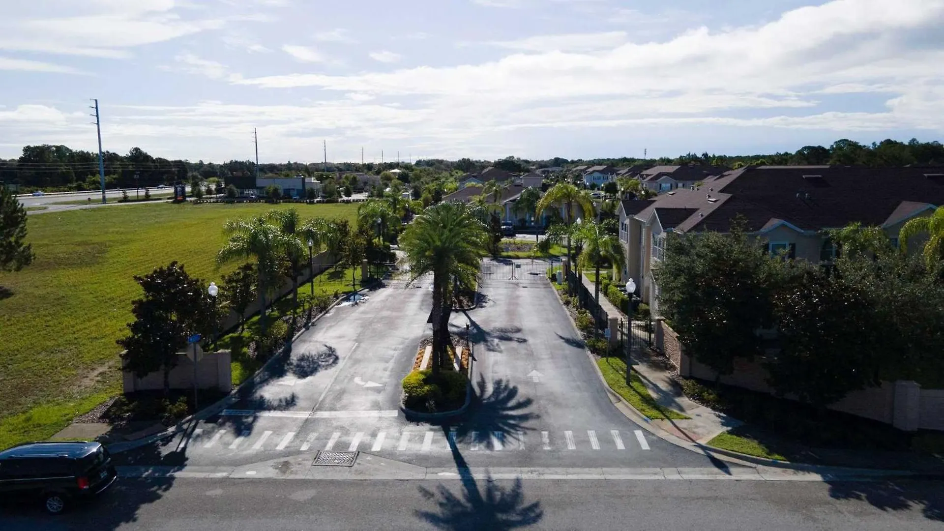 Fabulous Townhome Near The Parks * Kissimmee