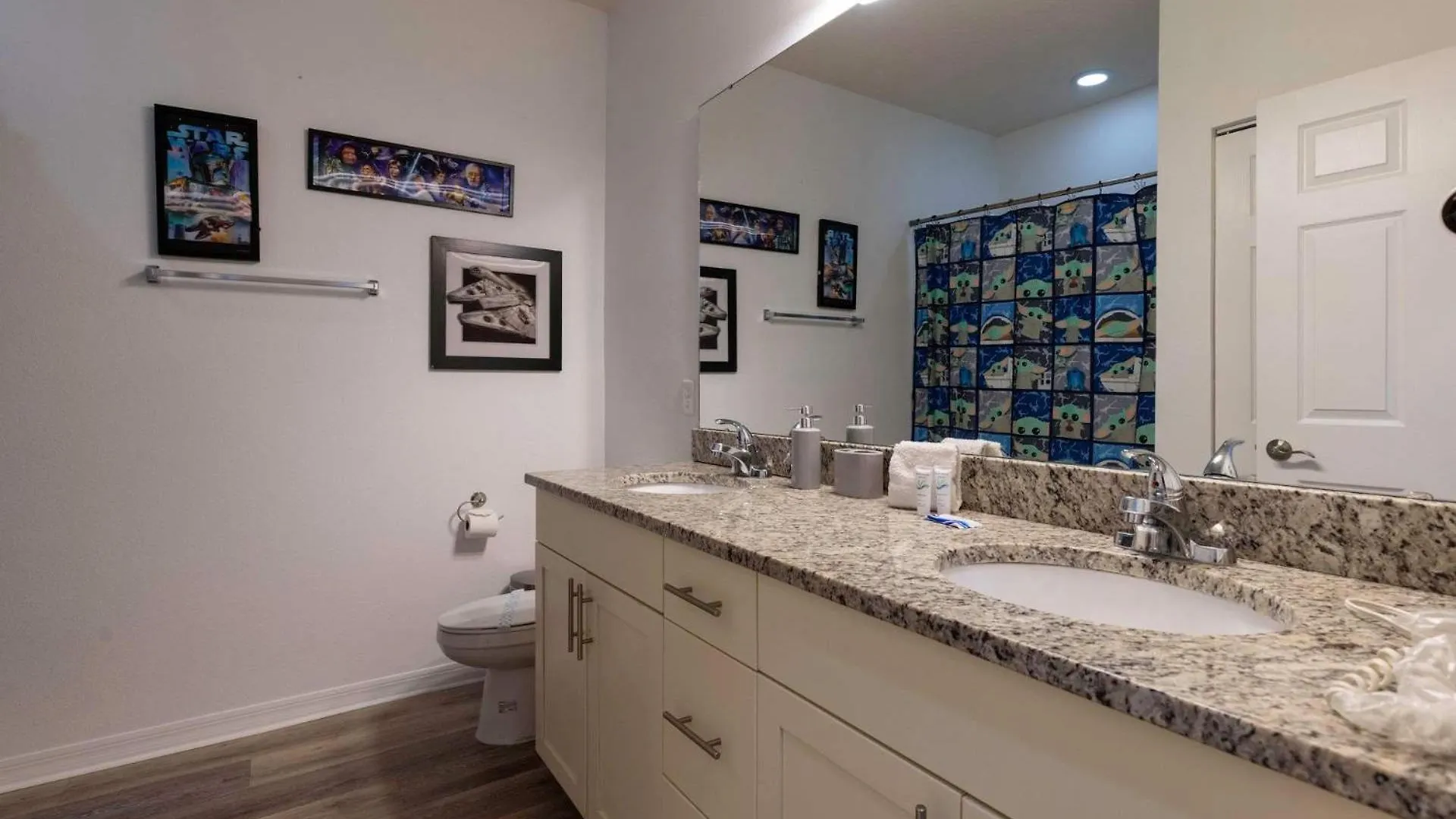 Holiday home Fabulous Townhome Near The Parks *