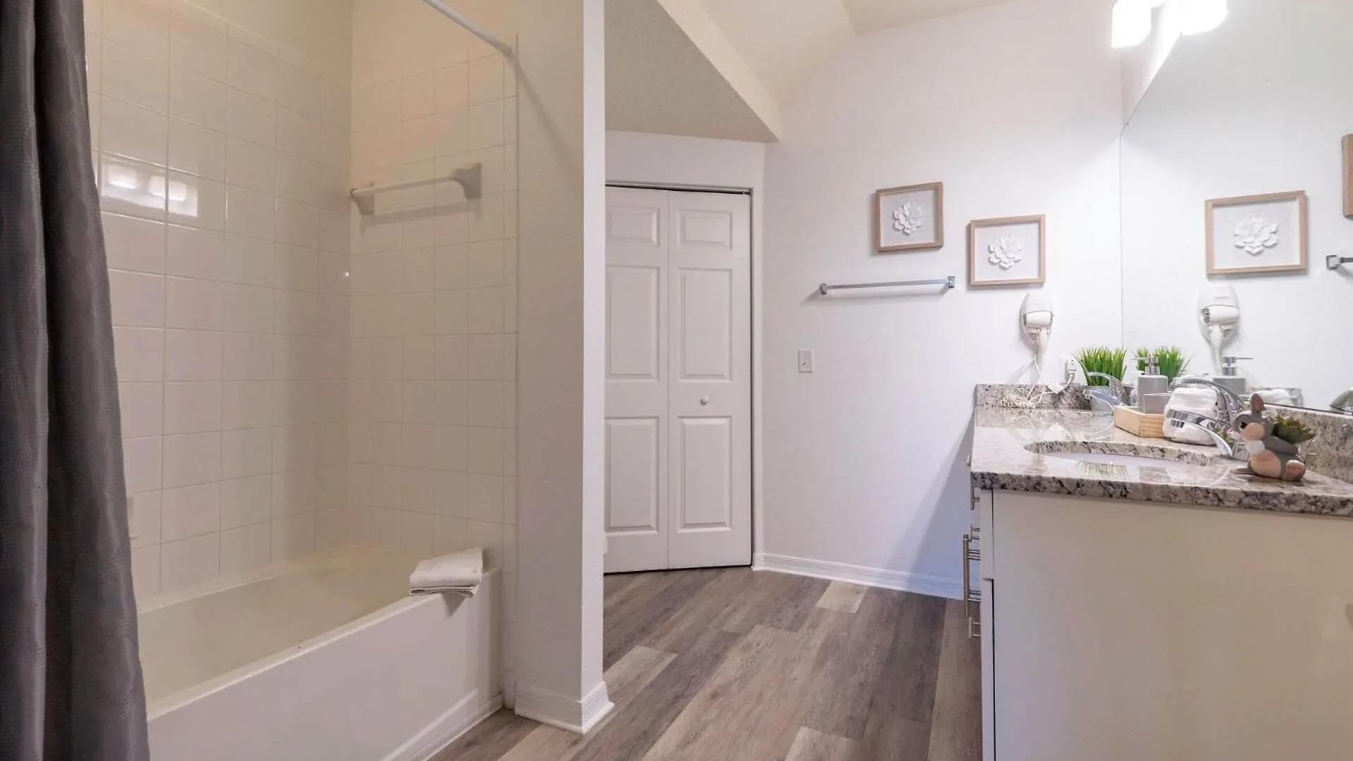 Fabulous Townhome Near The Parks * Kissimmee