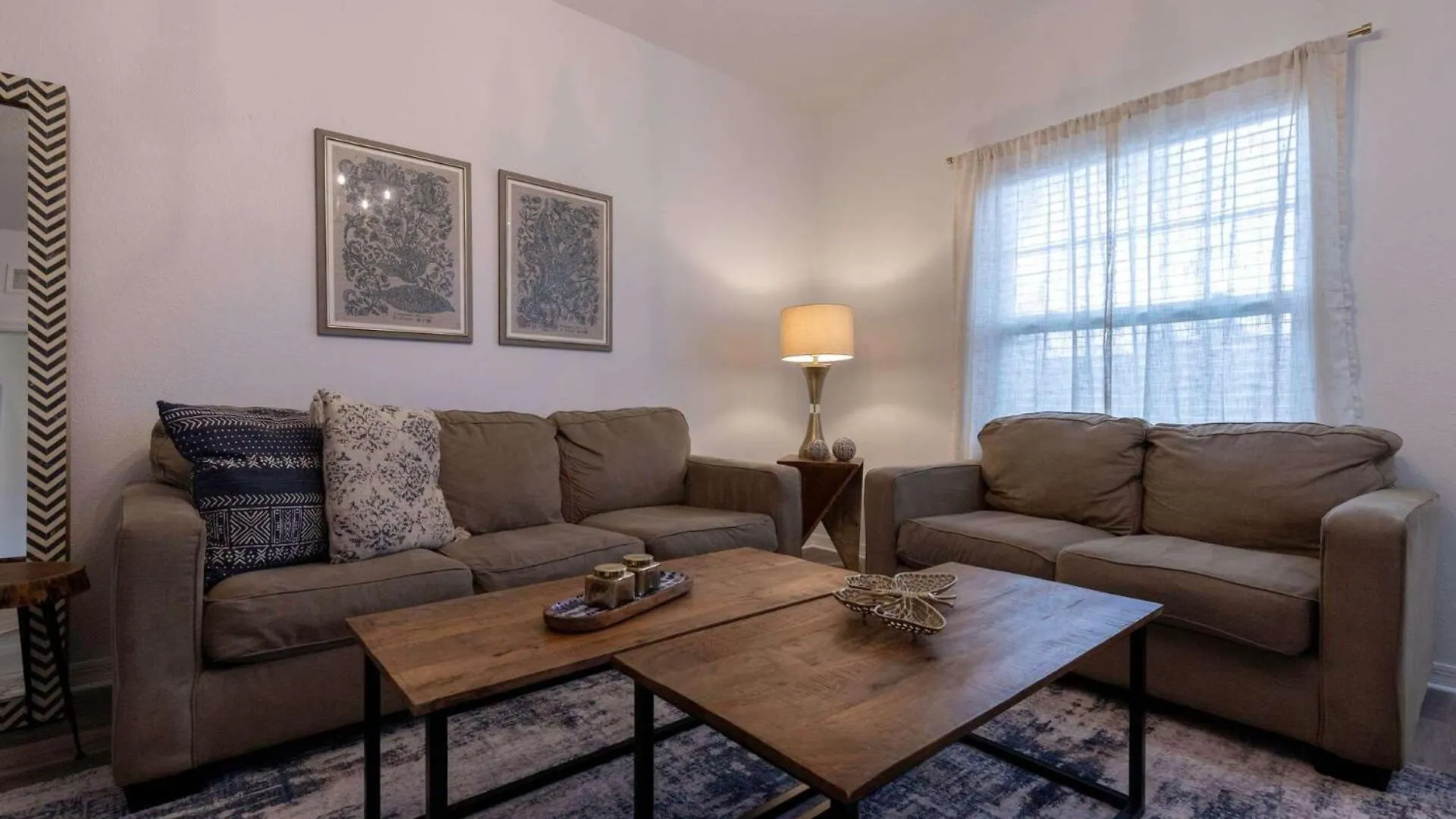 Holiday home Fabulous Townhome Near The Parks