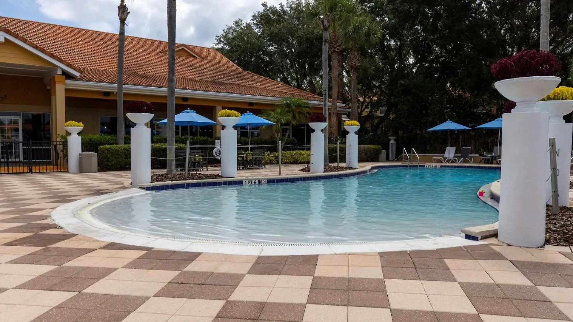 Family 3br Oasis For 6 With Private Pool Holiday home Kissimmee