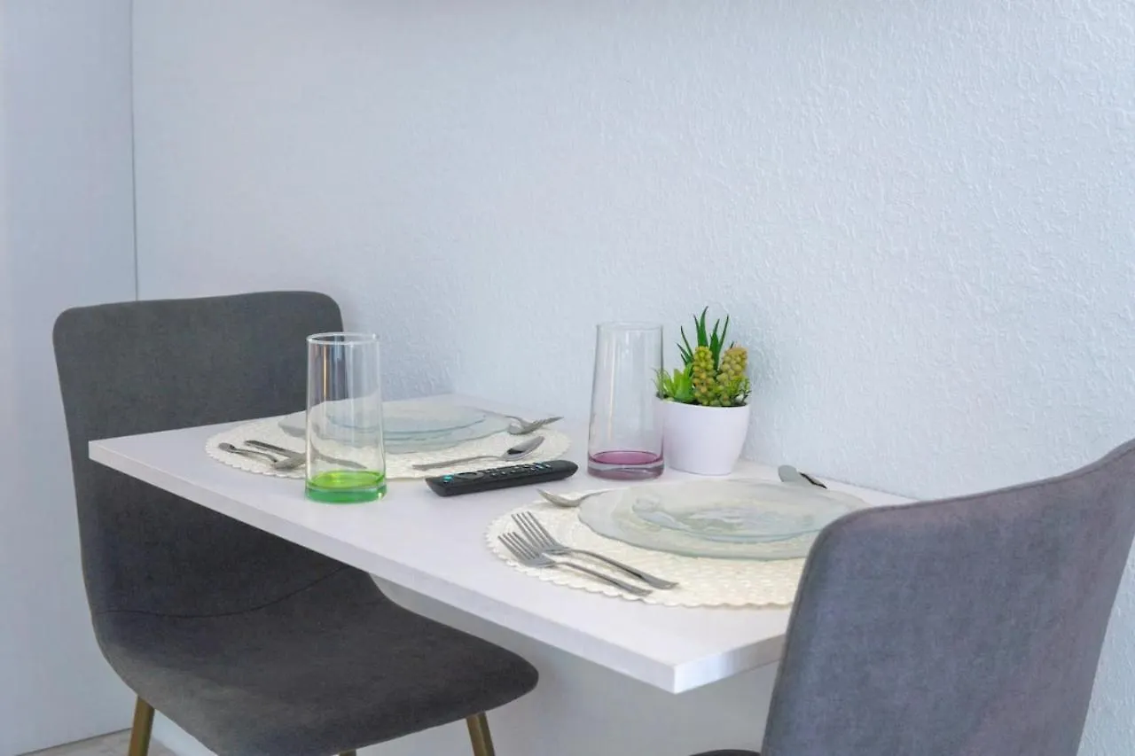 Serenity 8 Min To And Universal Apartment *