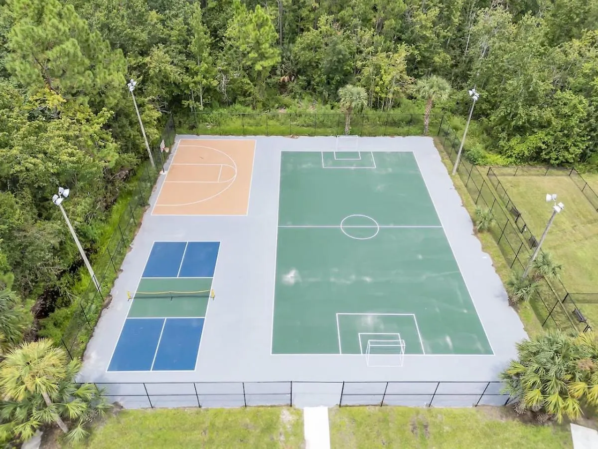 King Retreat W Pool And Free Parking 7 Mins To Apartment *