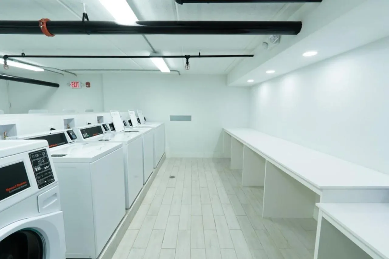 Stylish 7 Mins To World And Free Parking Kissimmee