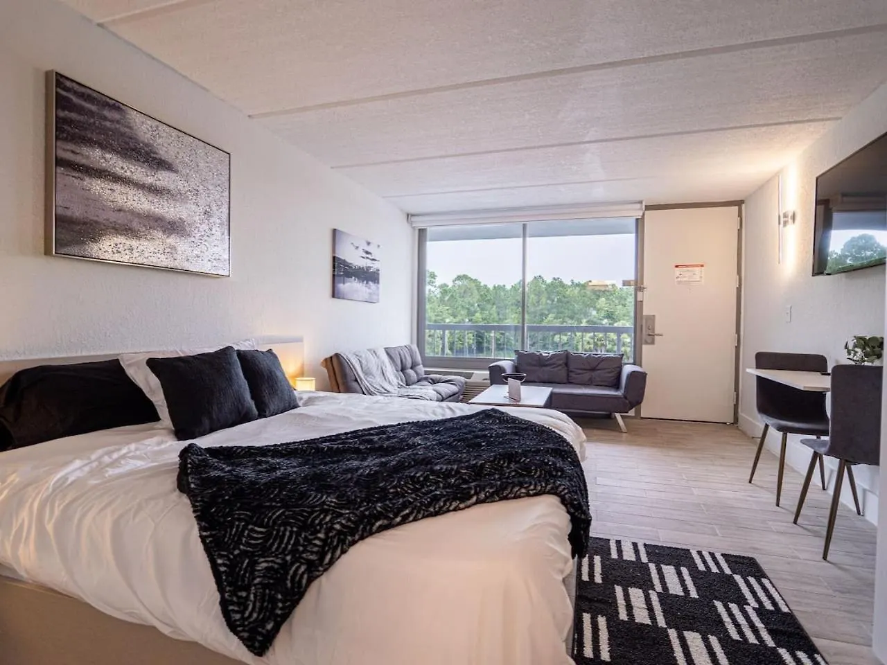 Apartment Elegant 7 Mins To World And Free Parking *