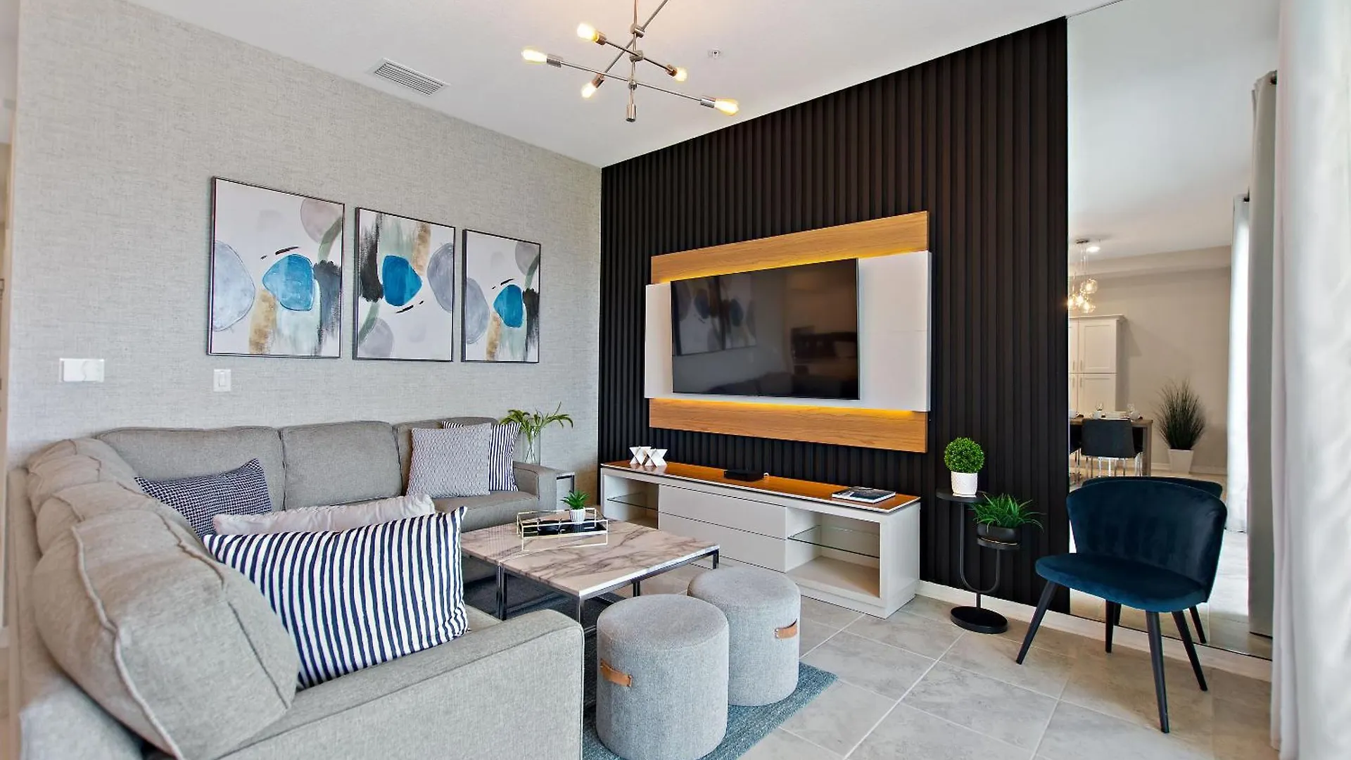 Blue Toucan At Storey By Shine 402 * Kissimmee