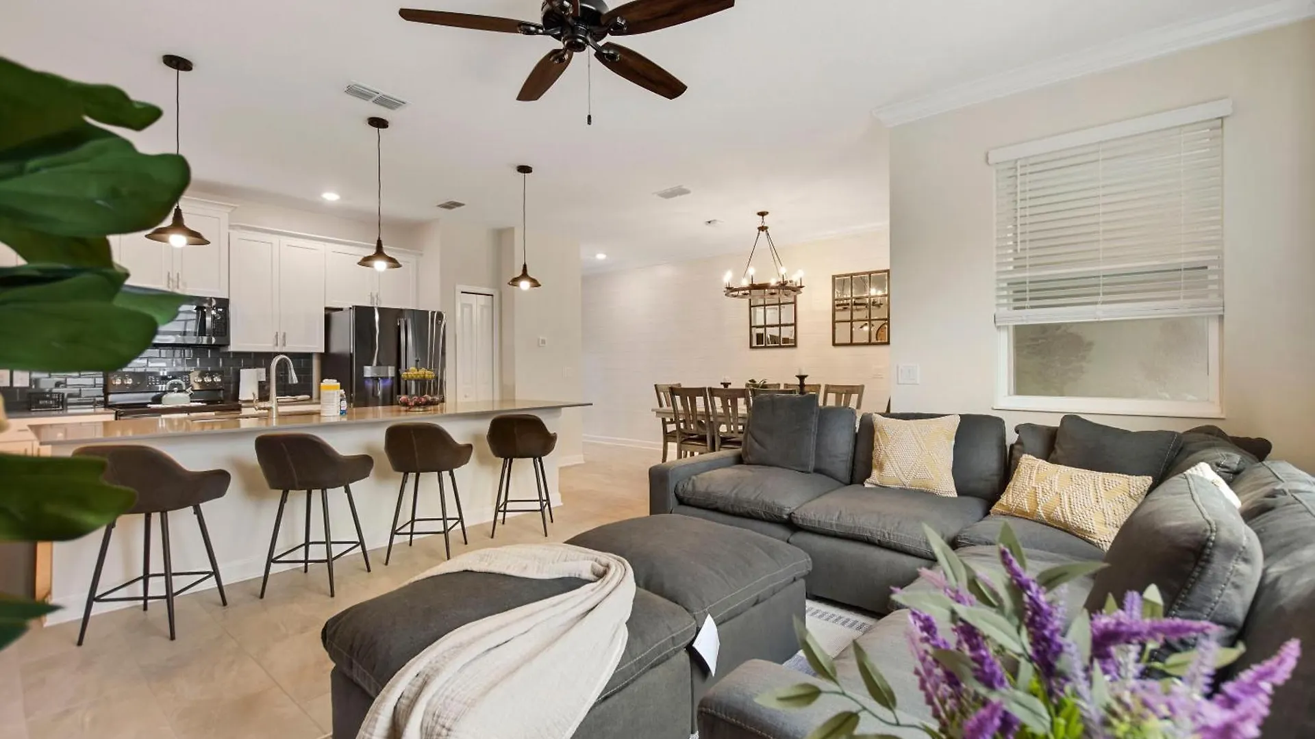 Barefoot Breeze - Storey By Shine 833 Apartment
