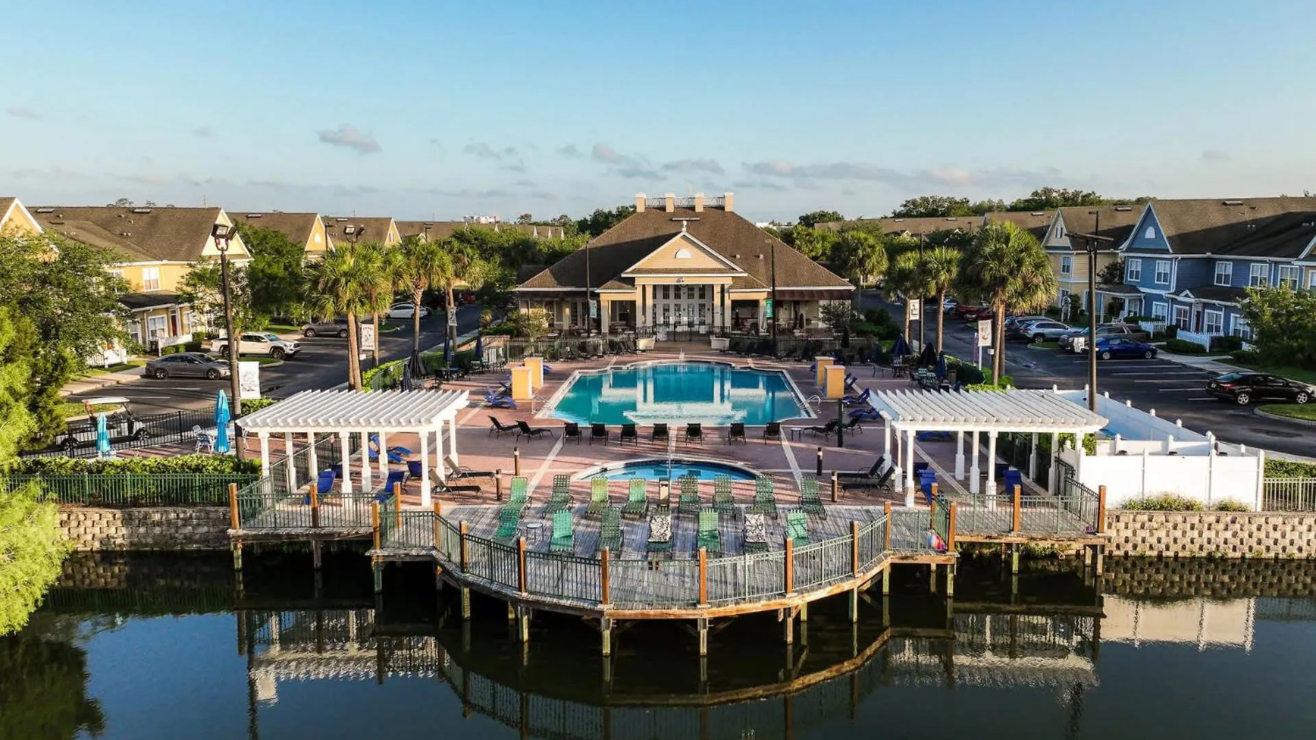 Amazing Family Townhouse Minutes From The Parks Holiday home Kissimmee