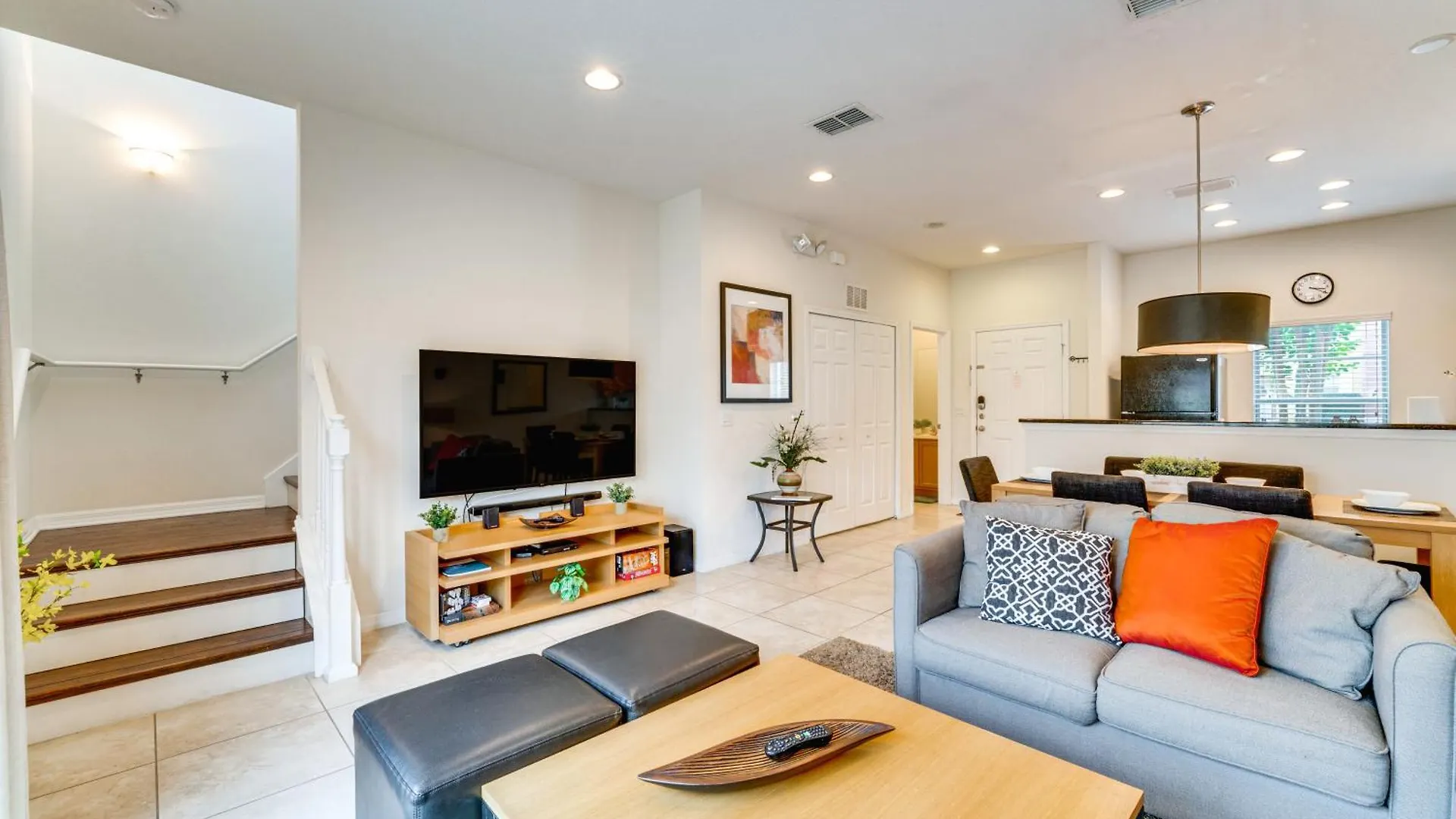 4 Mi To World Townhome With Hot Tub And Lanai! Holiday home *