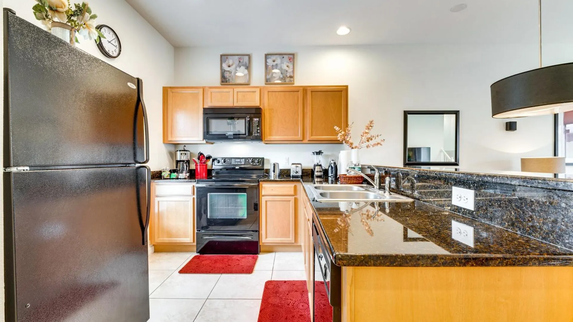 4 Mi To World Townhome With Hot Tub And Lanai! Holiday home Kissimmee