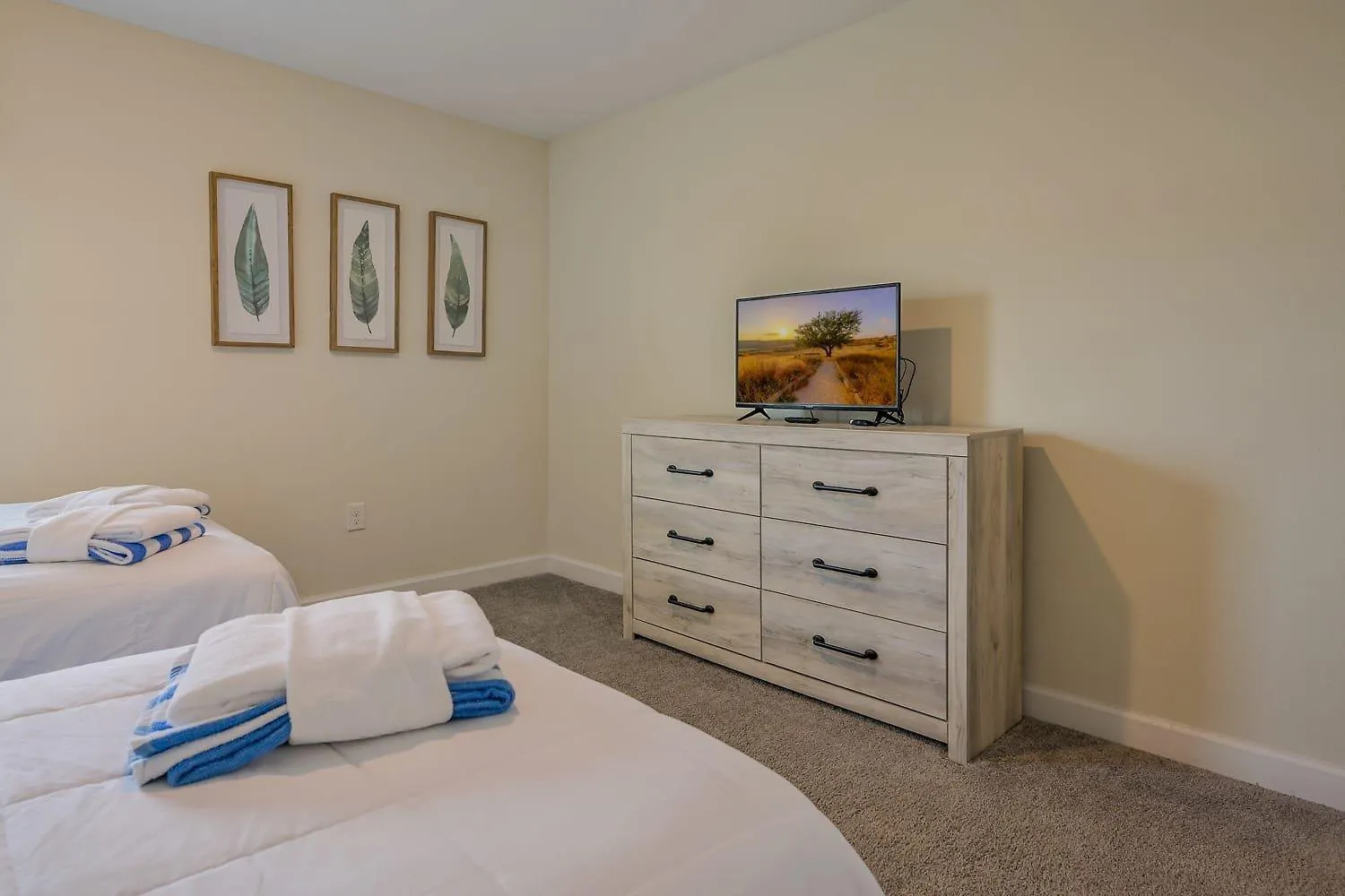 Dream Getaway Private Pool Hot Tub Games Room. Book Now Slr 1136 Villa