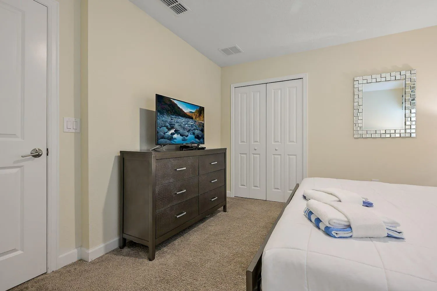 Dream Getaway Private Pool Hot Tub Games Room. Book Now Slr 1136 Villa *