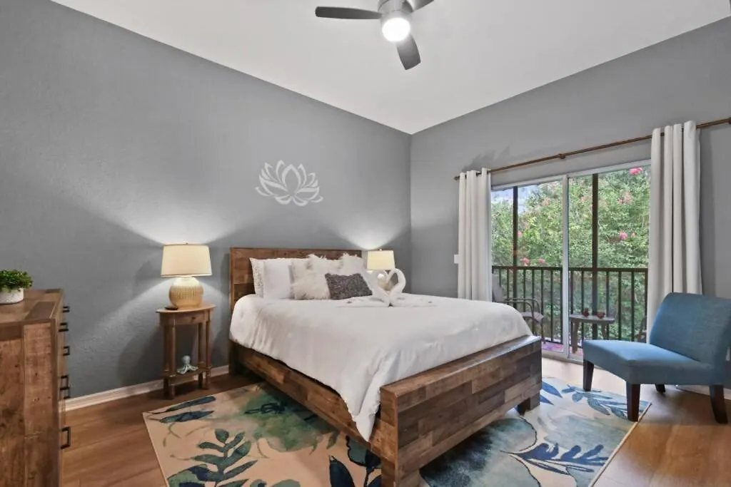 Gorgeous Bahama Bay Condo! Apartment