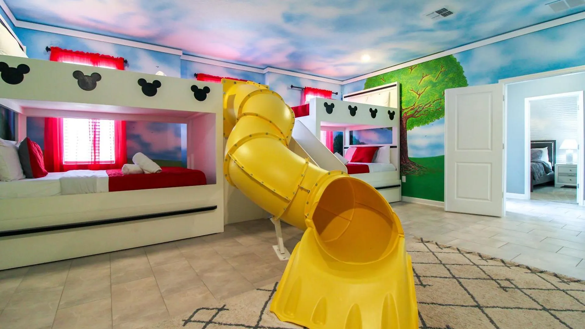Beautiful House Wgame Roomcinemapoolspa