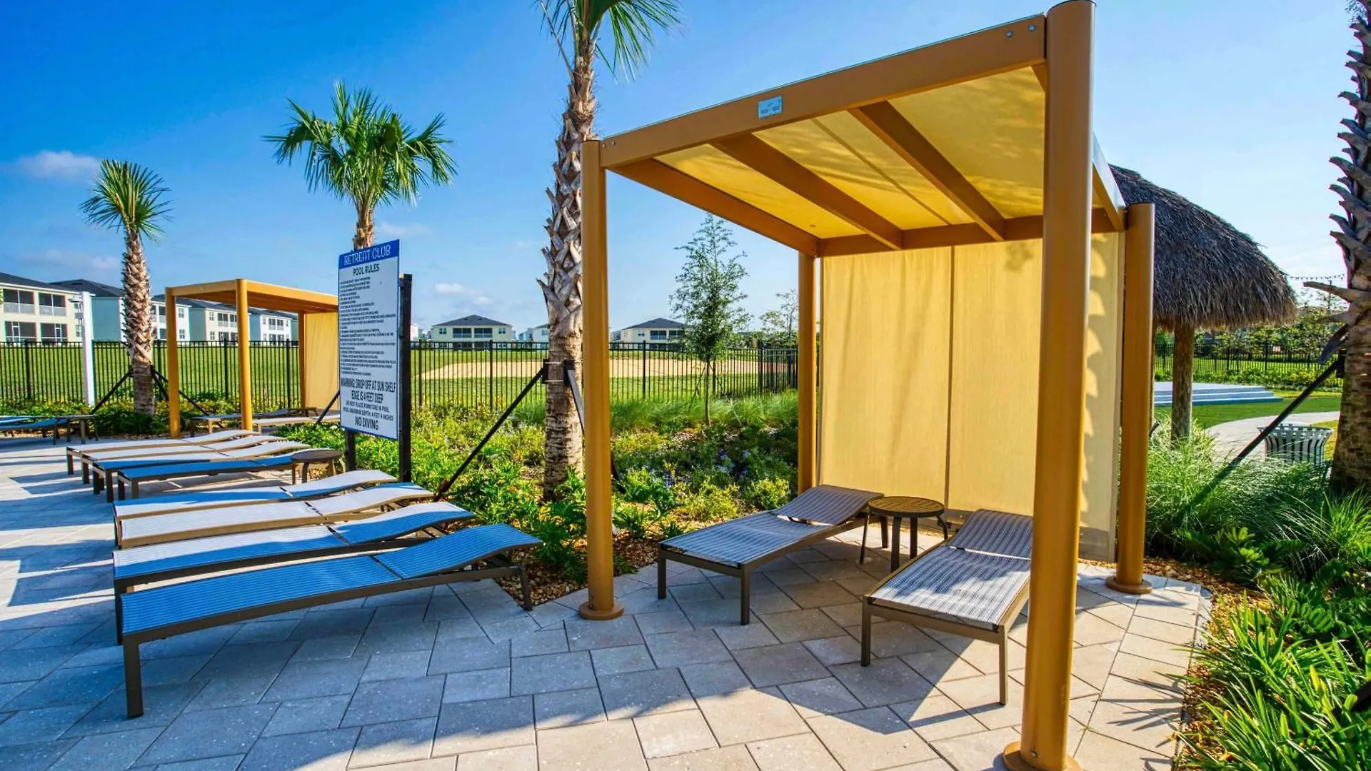 Private Pool Themed Bedrooms Free Waterpark Holiday home