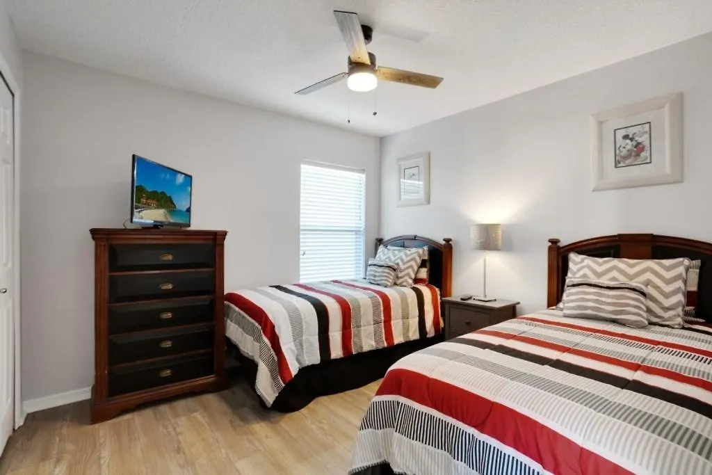 Six Bedroom Lanai Screened Pool & Villa Kissimmee