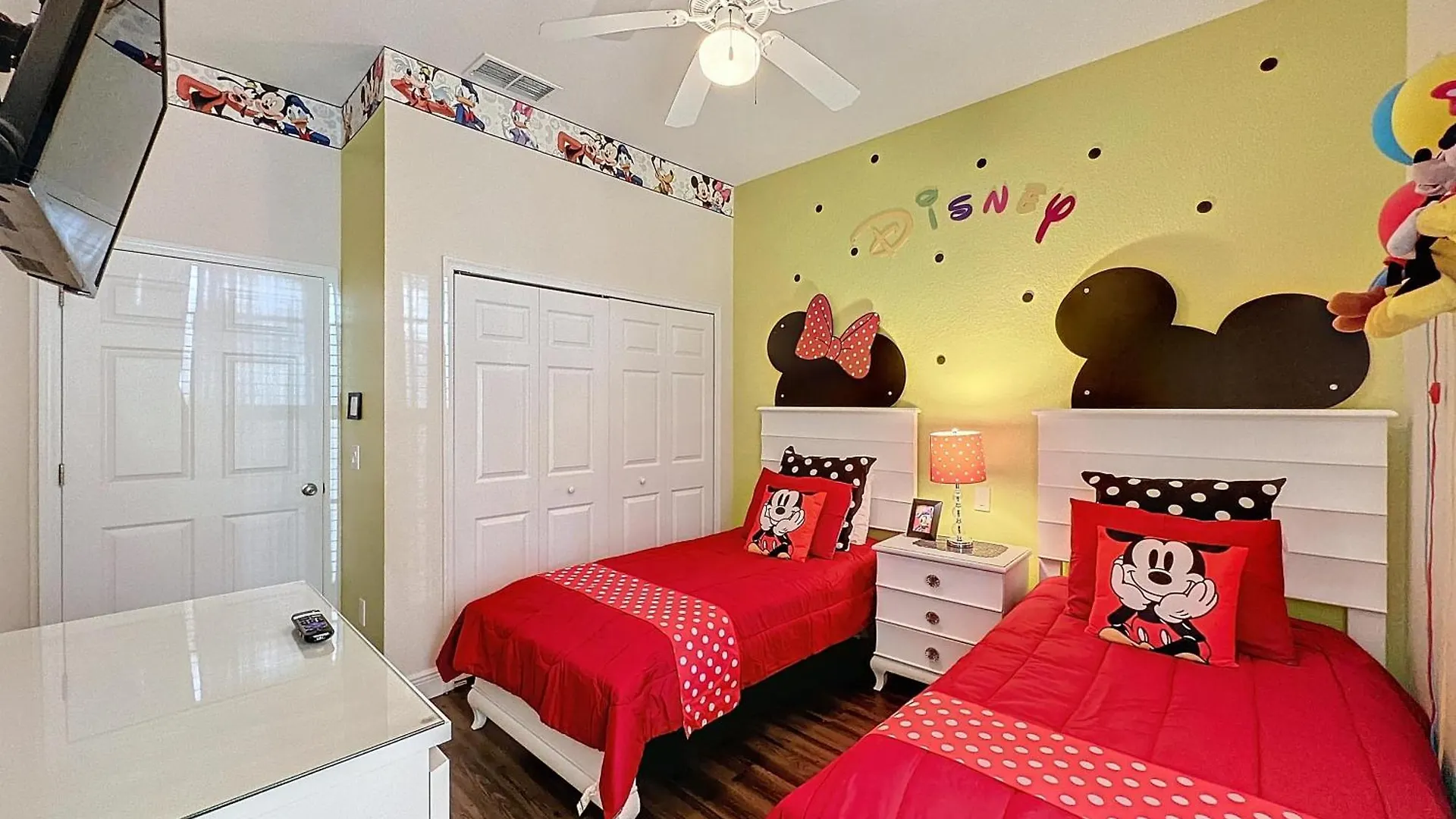 Three Bed 2 Bath Bahama Bay Holiday home *