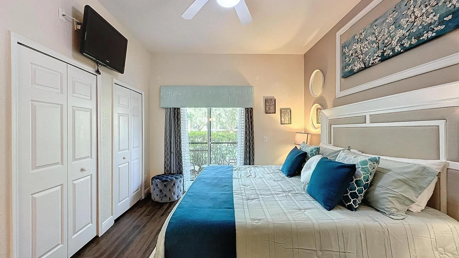 Three Bed 2 Bath Bahama Bay *