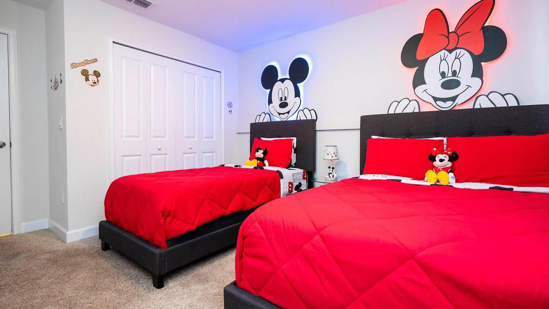 Great Mickey & Harry Potter Beds Spot Holiday home