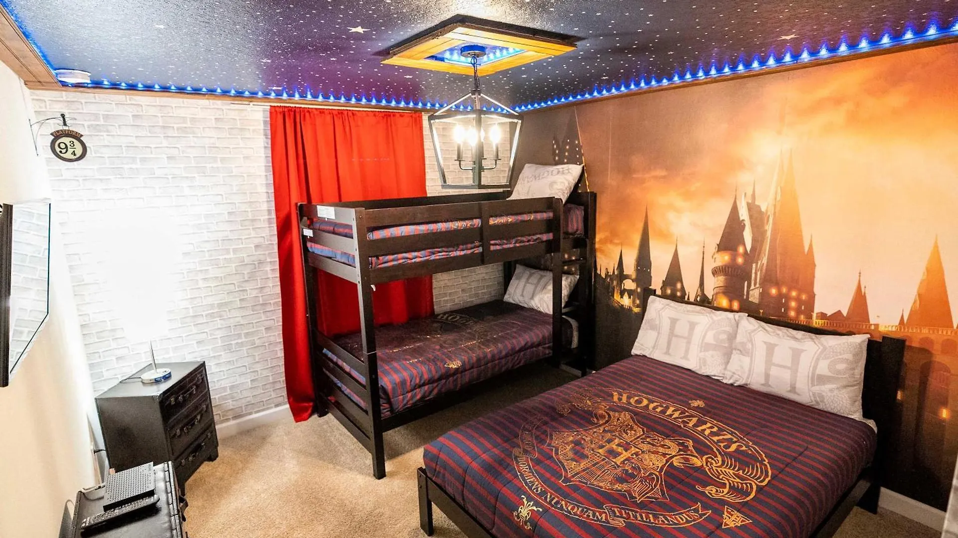 Great Mickey & Harry Potter Beds Spot Holiday home *