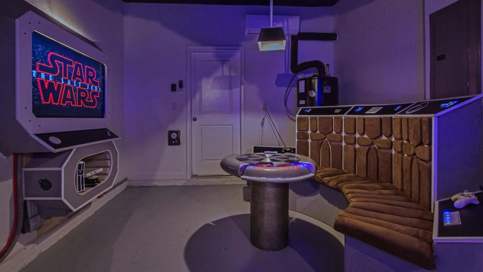 Chic Themed Bedrooms Game Spot Holiday home Kissimmee
