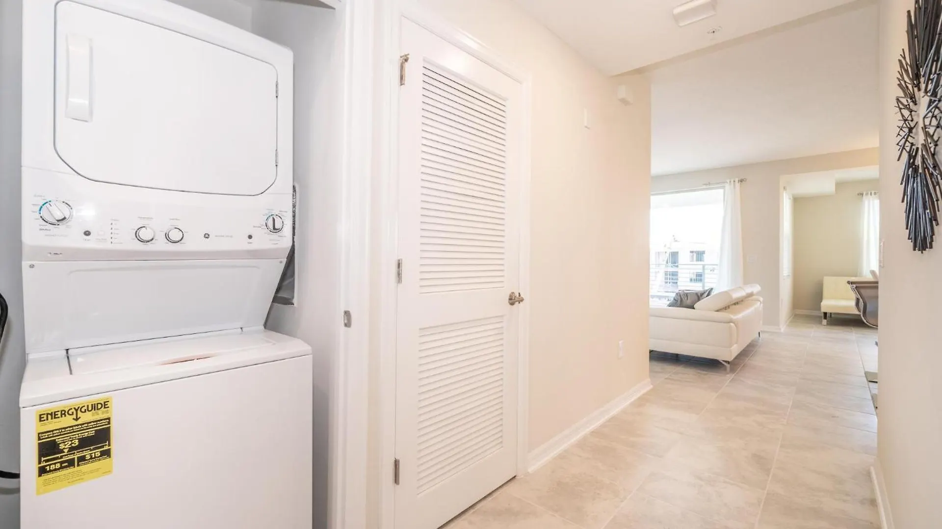 3120-303og Storey Lake, 2/2 Garden View
