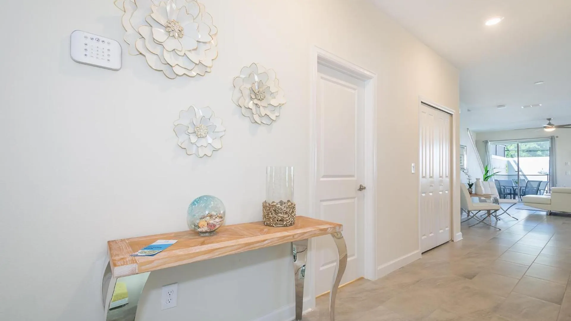 4975an Townhouse 5 Bedrooms & 4 Bathrooms + Pool Holiday home