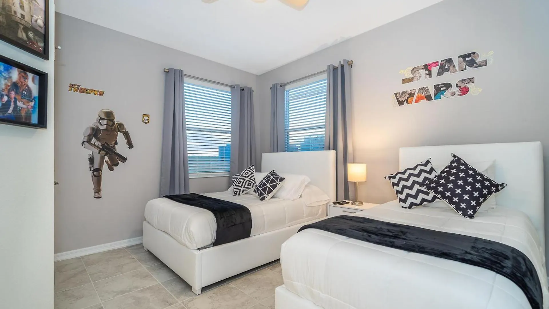 3150-308br Storey Lake, 3/2 Pool View Apartment *