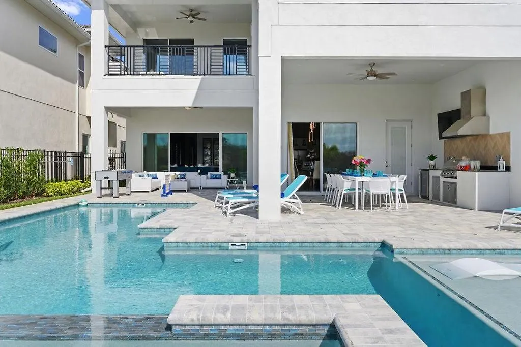 Modern 7 Bdrm Mansion With Themed Bedrooms At The Bear's Den