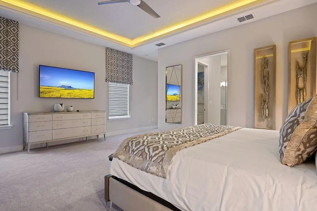 Modern 7 Bdrm Mansion With Themed Bedrooms At The Bear's Den Holiday home *