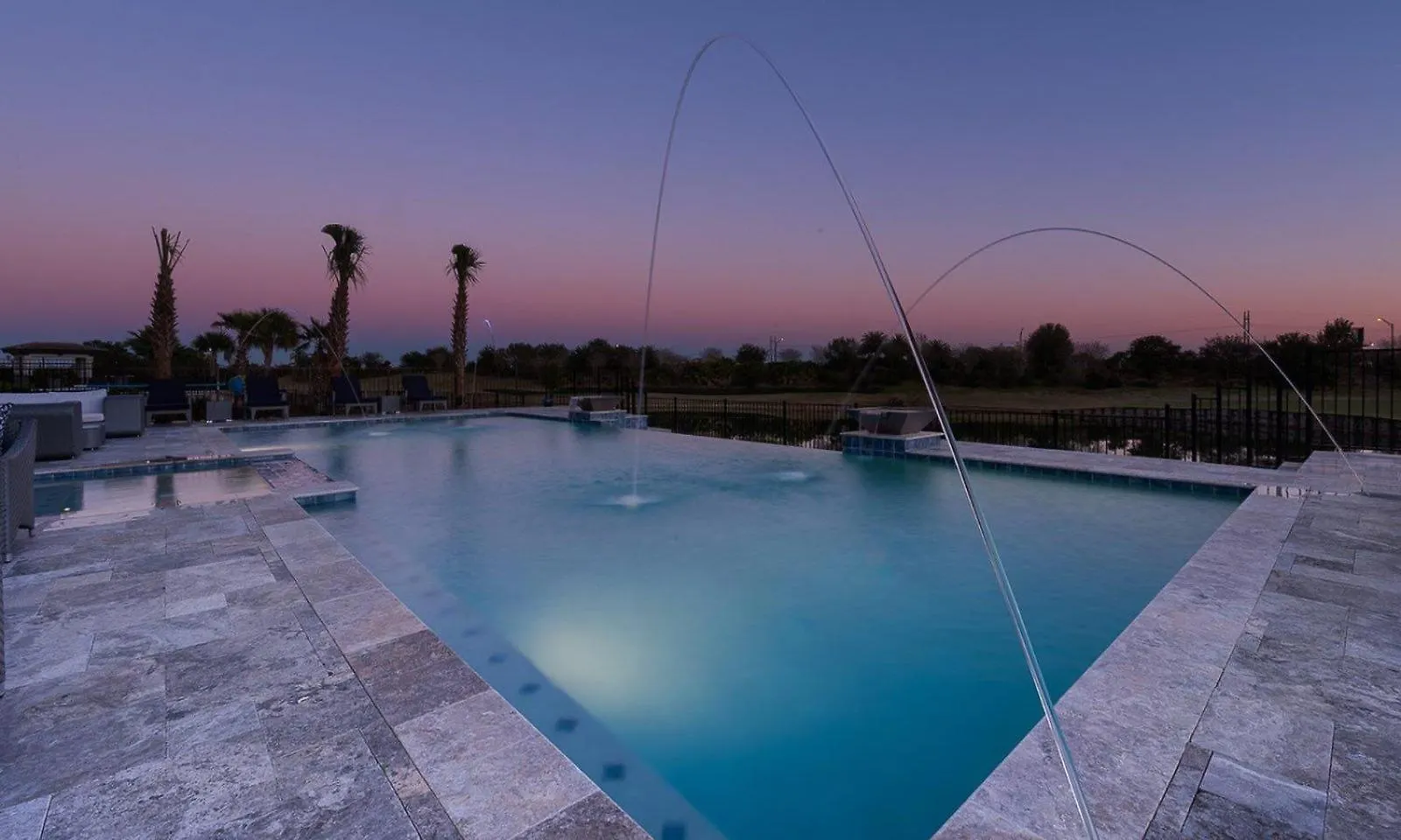Infinity Pool 11 Bdrm Oasis With Golf Views At Reunion Holiday home *