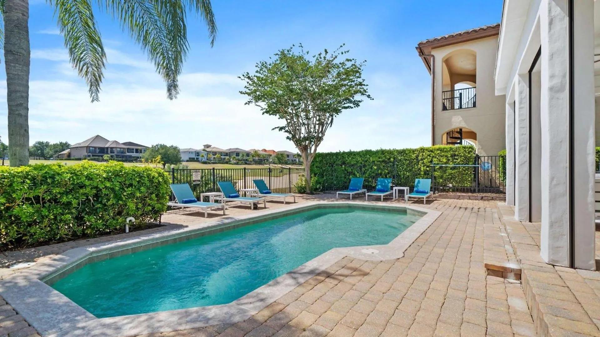 Polished 5 Bdrm With Theater At Reunion Holiday home Kissimmee