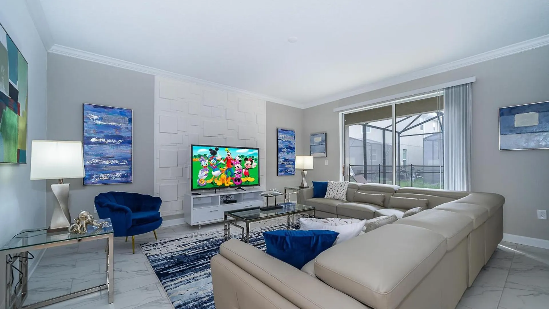 4176ss Storey With Private Pool