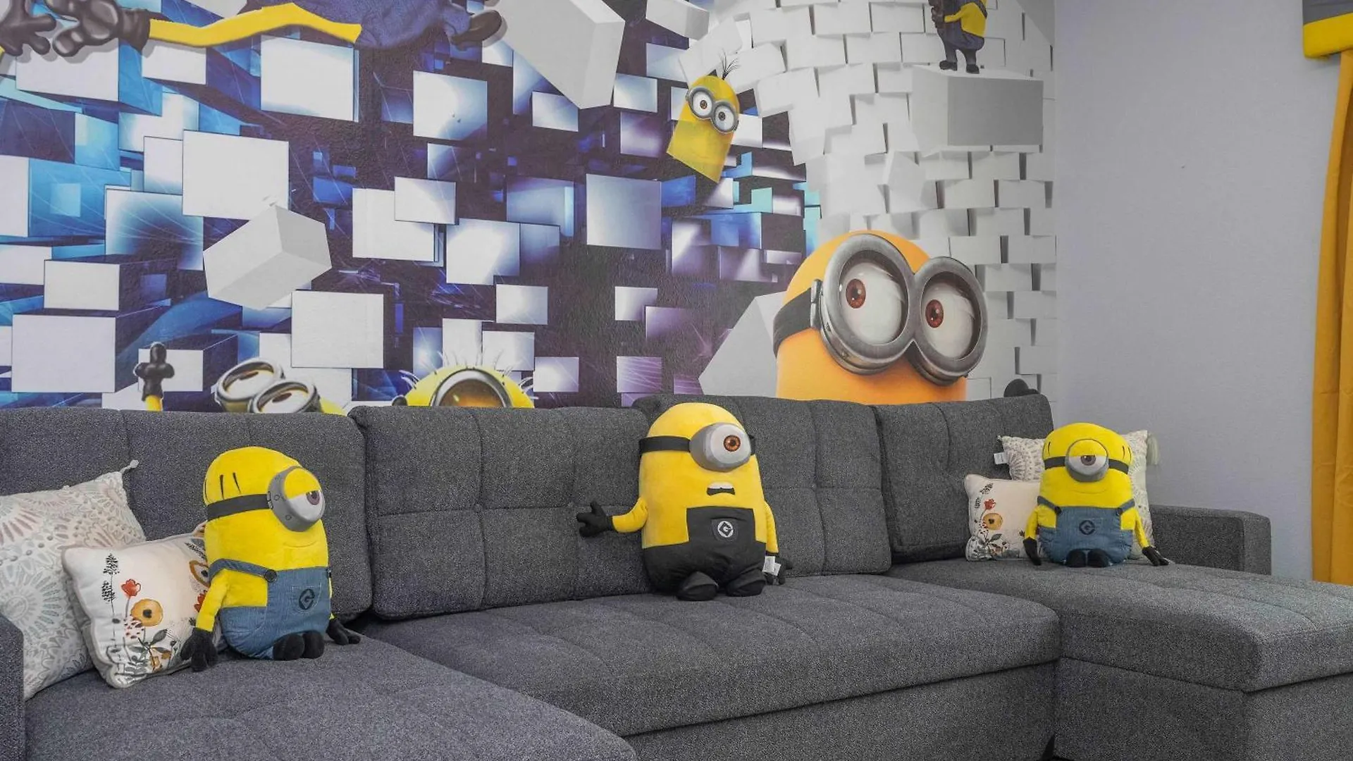 6bed , Themed Rooms, Game Room, Storey Holiday home