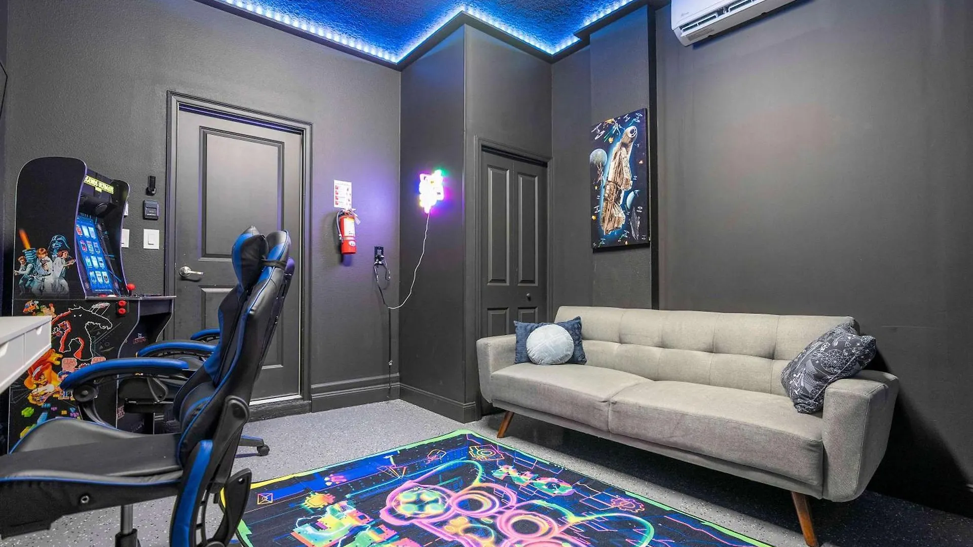 6bed , Themed Rooms, Game Room, Storey Kissimmee
