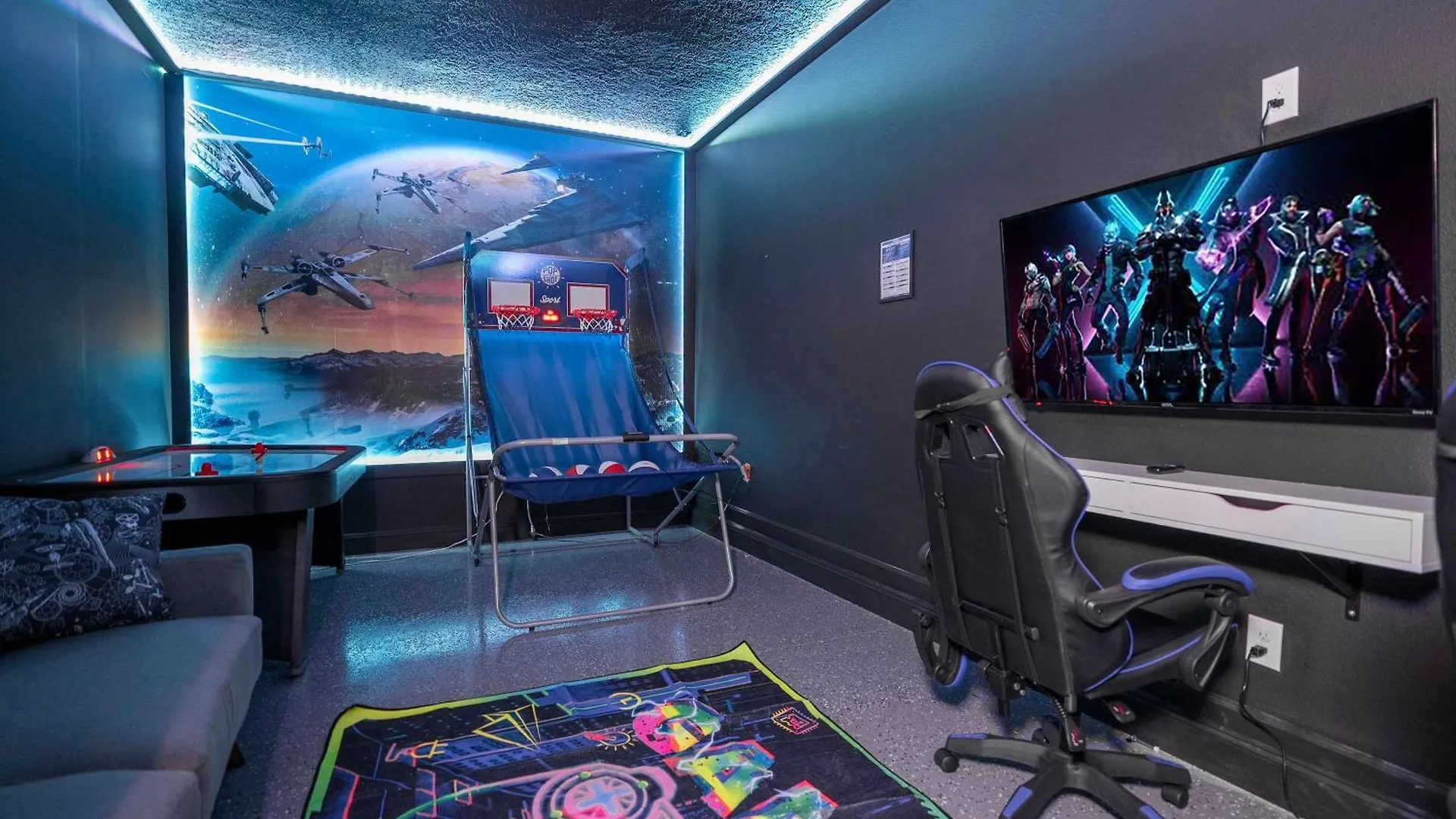 6bed , Themed Rooms, Game Room, Storey