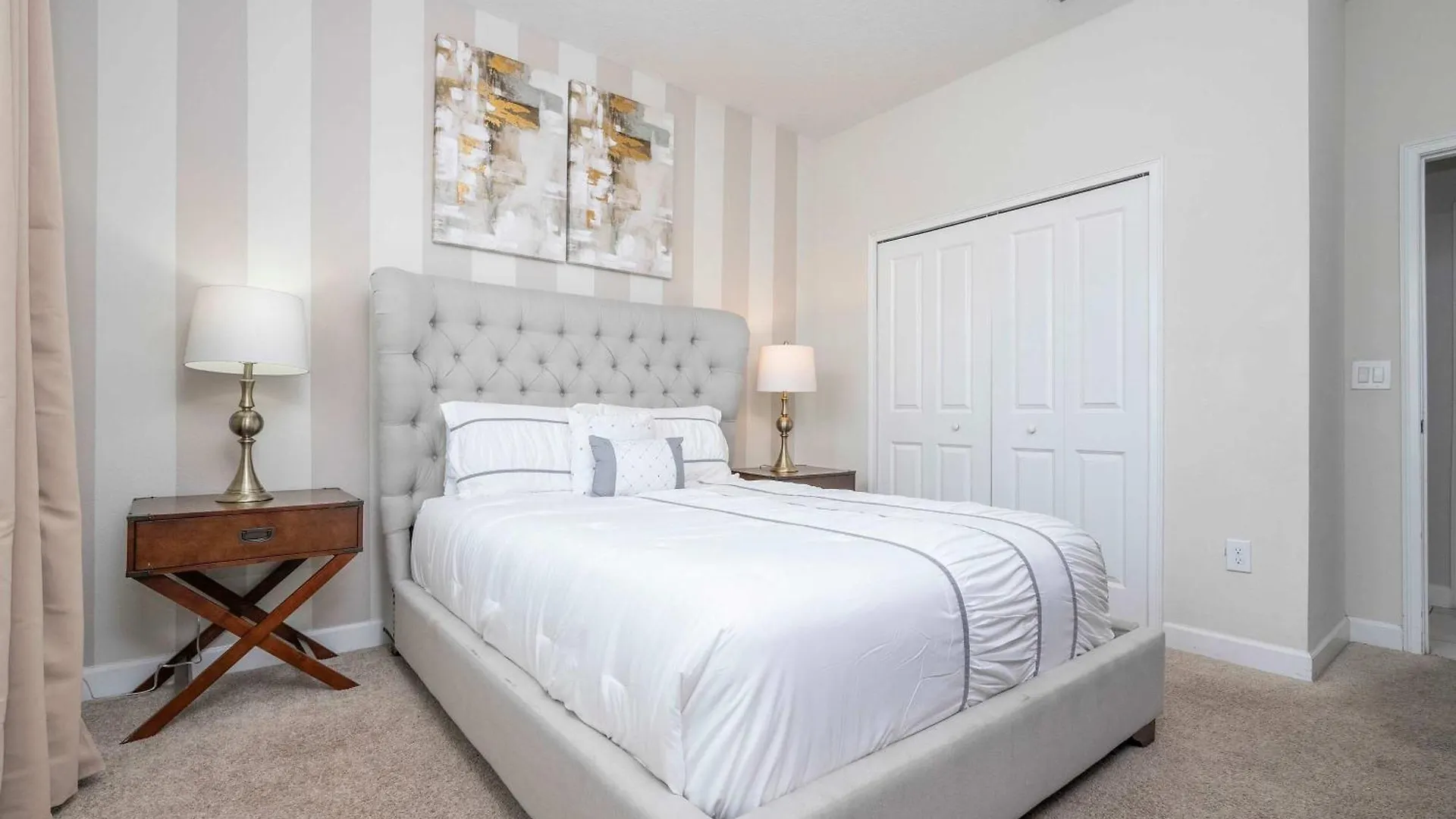 Holiday home 6bed , Themed Rooms, Game Room, Storey Kissimmee
