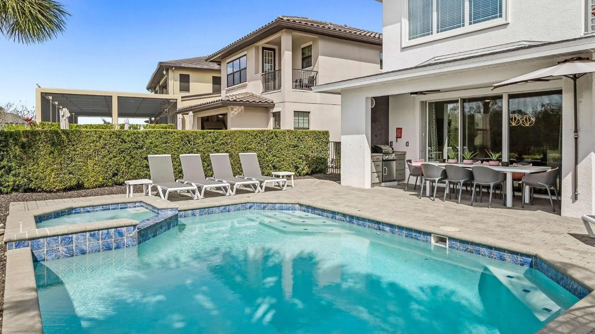 W475 - The Modern Kissimmee