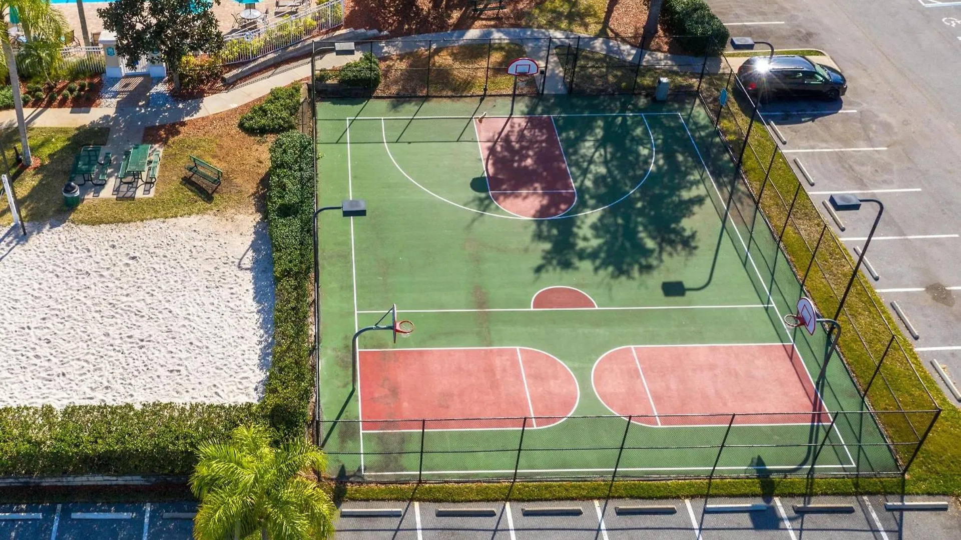别墅 Immaculate 4 Bedrooms 3 Bathroom In Windsor Palms *