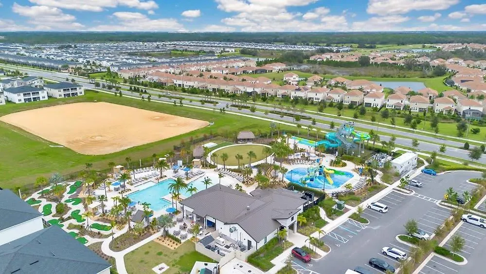 Holiday home Modern Champions Gate Near Parks Kissimmee