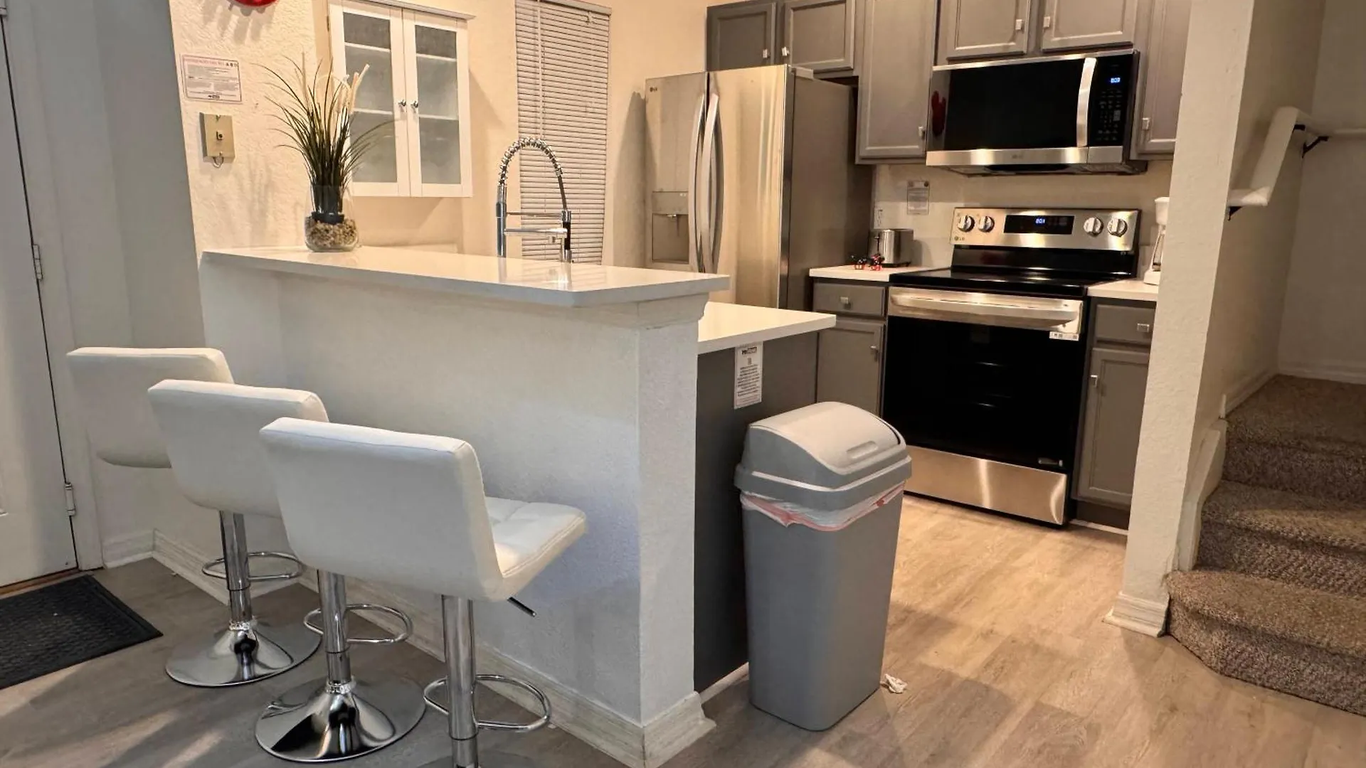 Cozy Vacation Townhome 4bd-3ba Sd2607