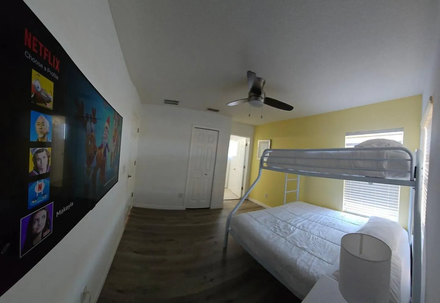 Water View Gorgeous Vacation With 4 Bedrooms