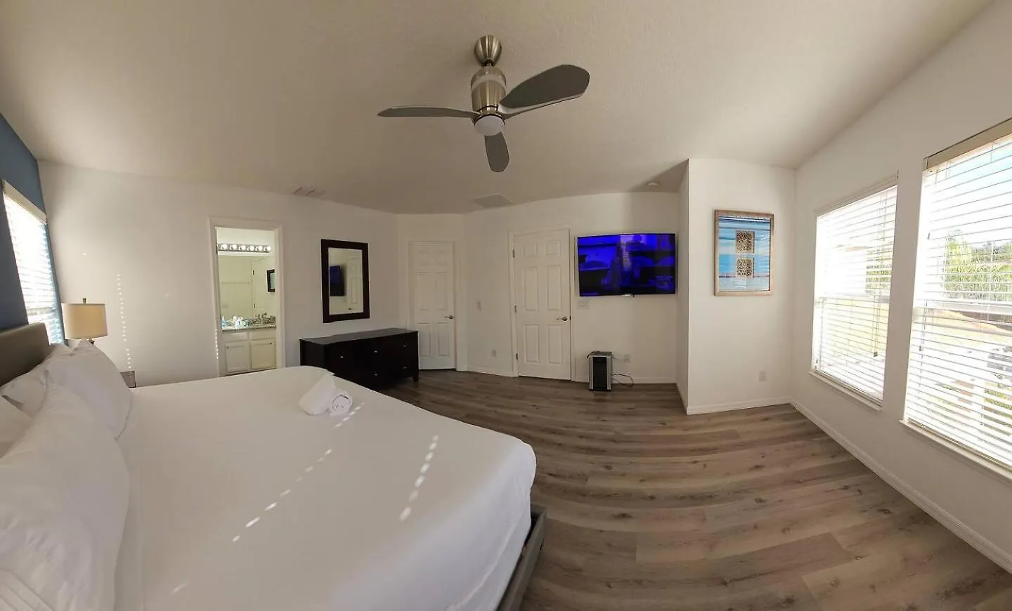 Water View Gorgeous Vacation With 4 Bedrooms Villa *