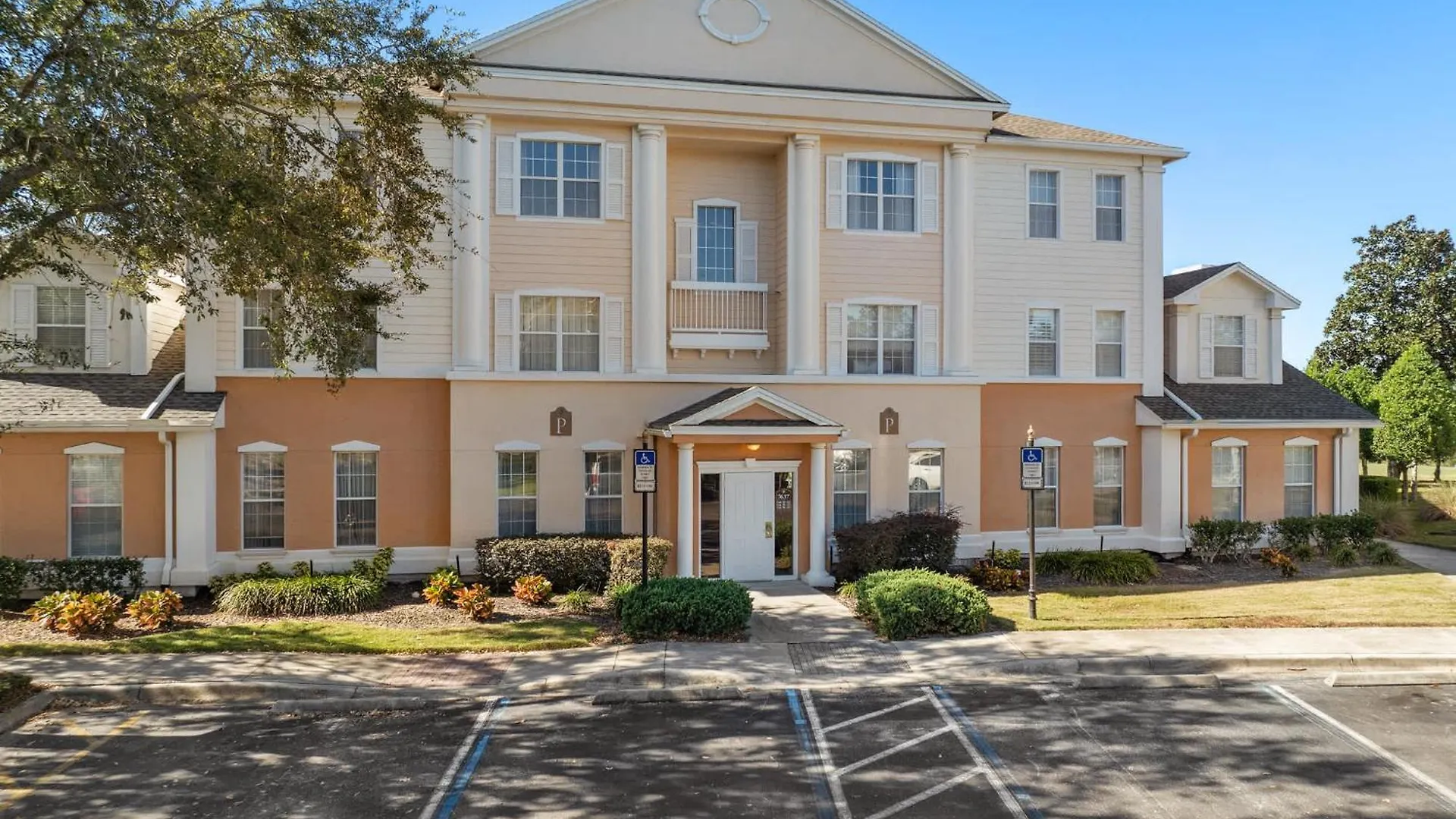 Cozy Retreat Near World & Attractions * Kissimmee