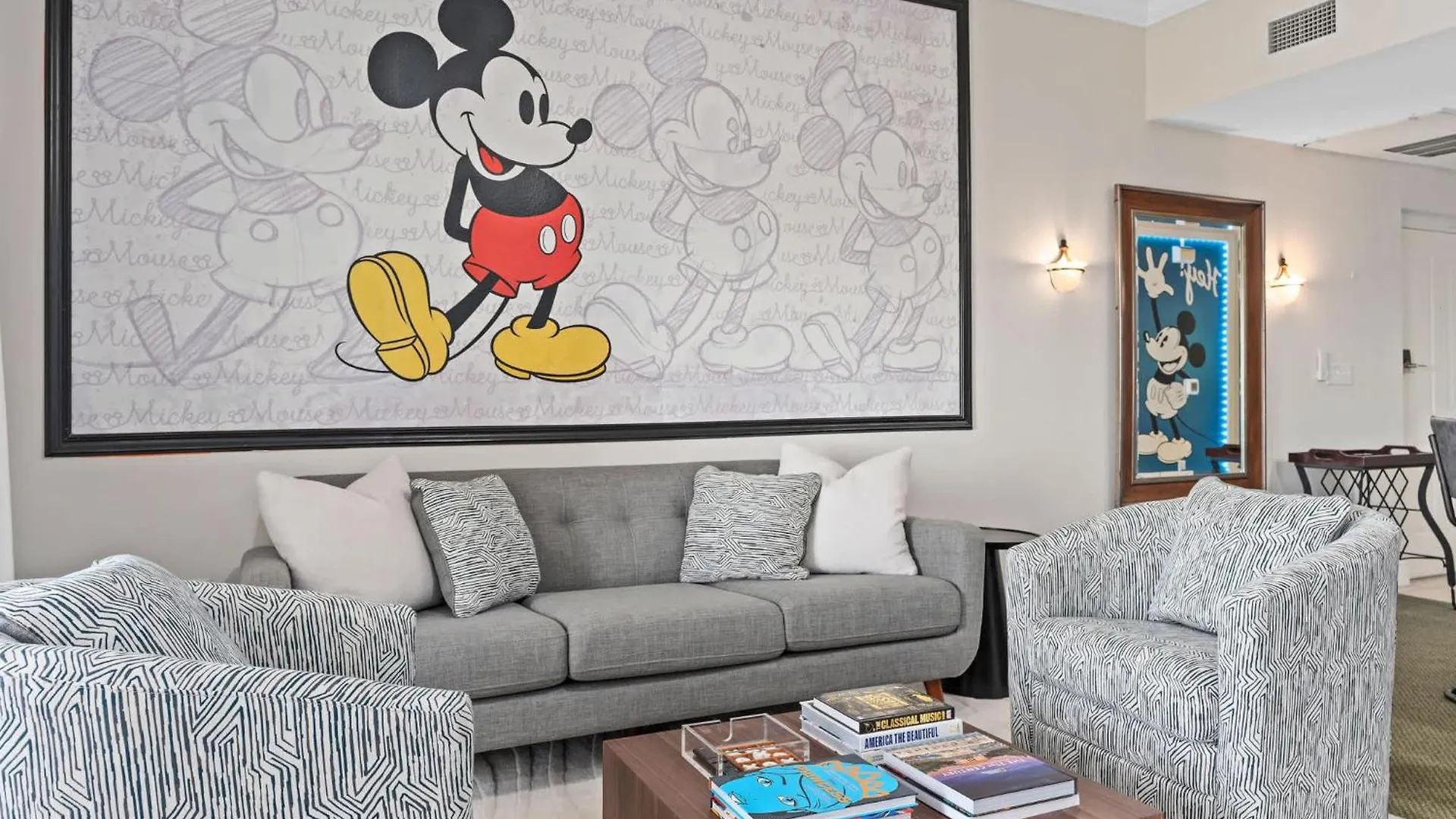 Apartment Cozy Retreat Near World & Attractions *