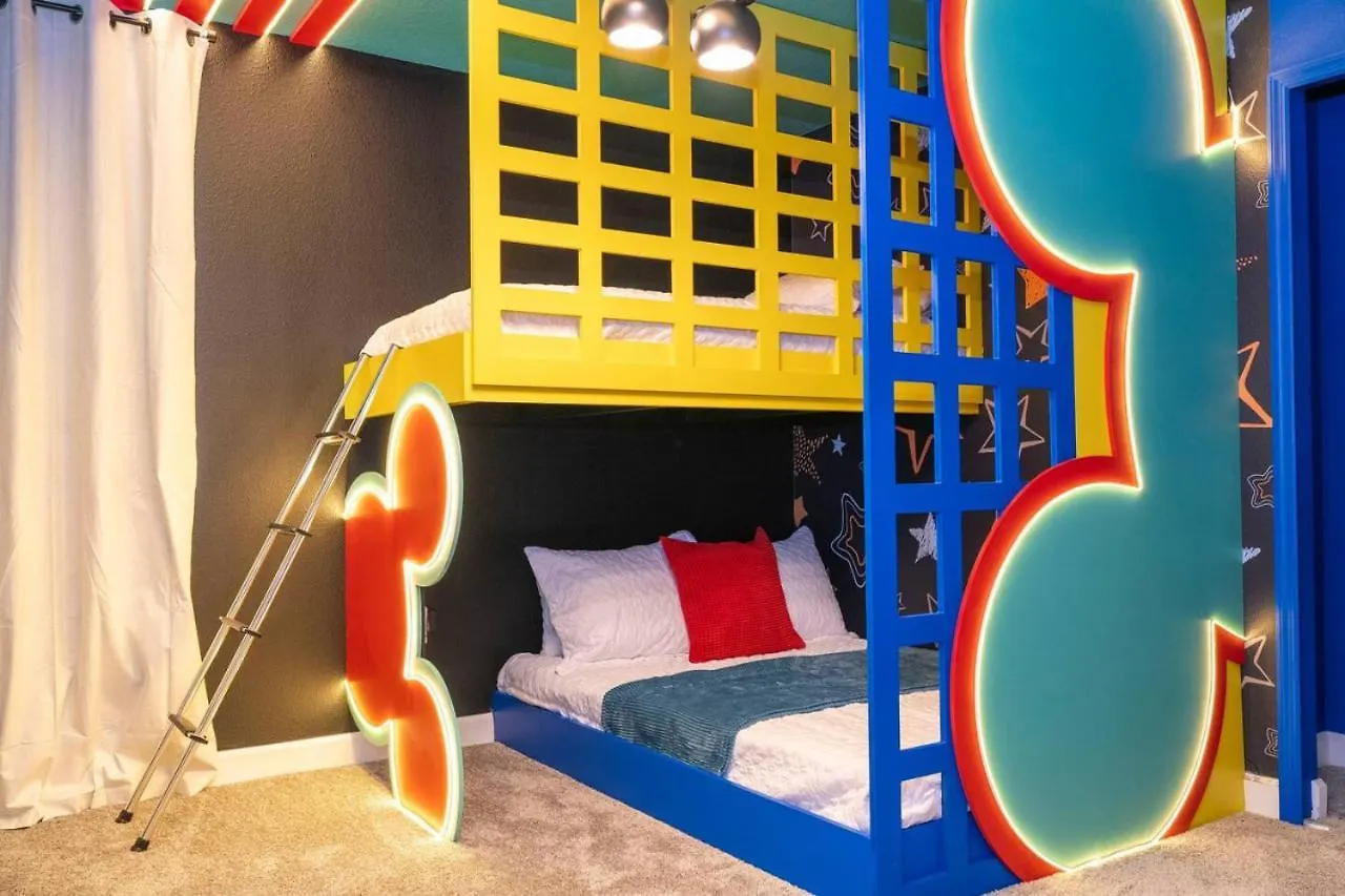 The Ultimate 9bd Getaway Storey