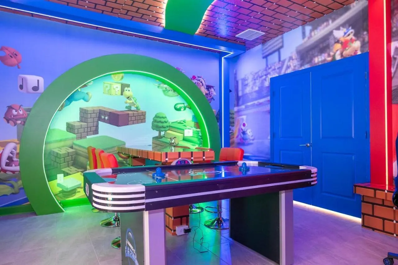 The Ultimate 9bd Getaway Storey