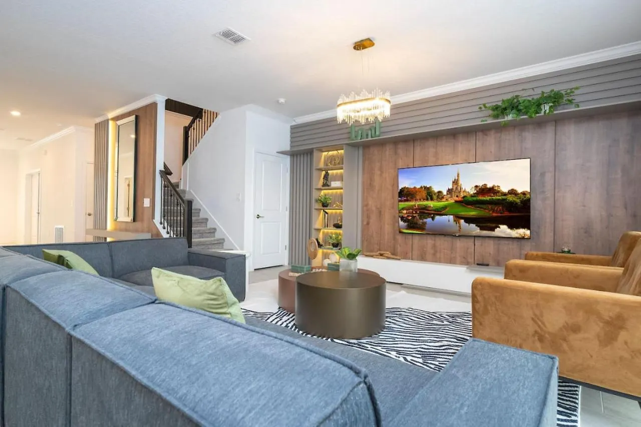 The Ultimate 9bd Getaway Storey Holiday home
